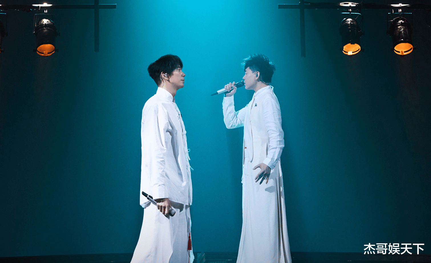 央视的“撑腰”，让《披哥》彻底被打脸