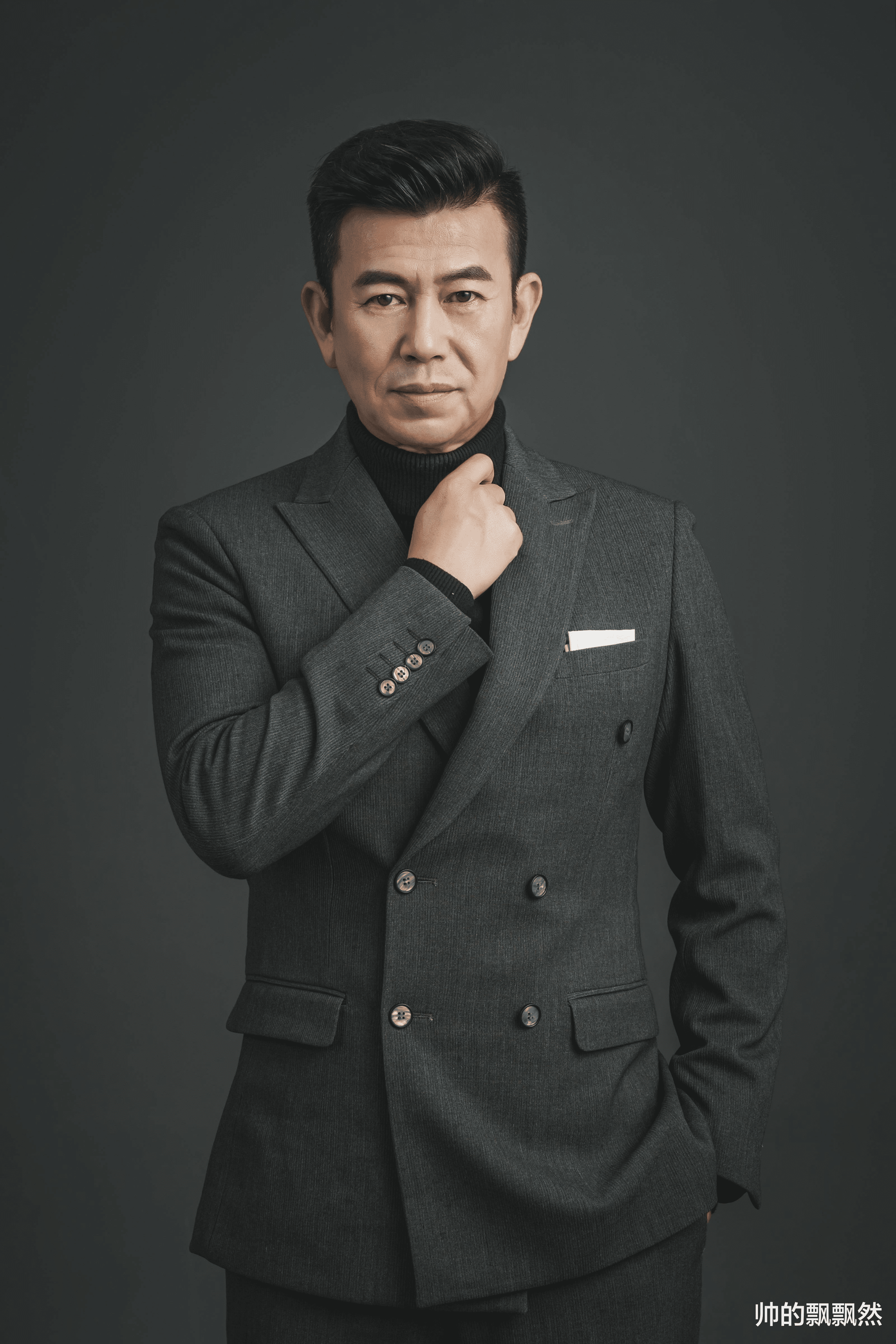 她命真好,二婚带女嫁著名演员,38岁生小女儿,一家四口其乐融融