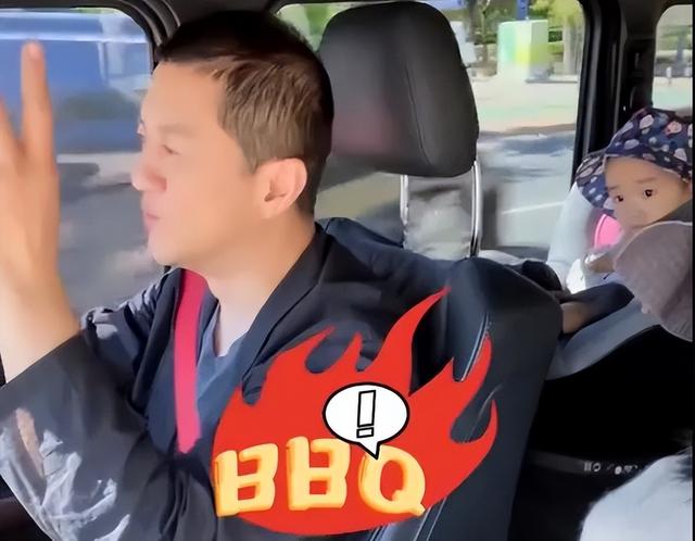 汪涵妻子毁容式近照曝光,才45岁已经被嘲似大妈