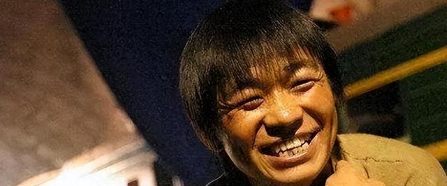 揭秘20万群演不为人知的一面：美女泛滥、懒汉遍地，裸替一天8000