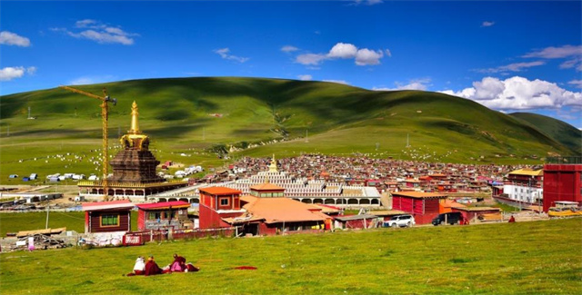 川藏公路|四川一个人口不足六万的小县，占地上万平方千米，风景堪比川藏线