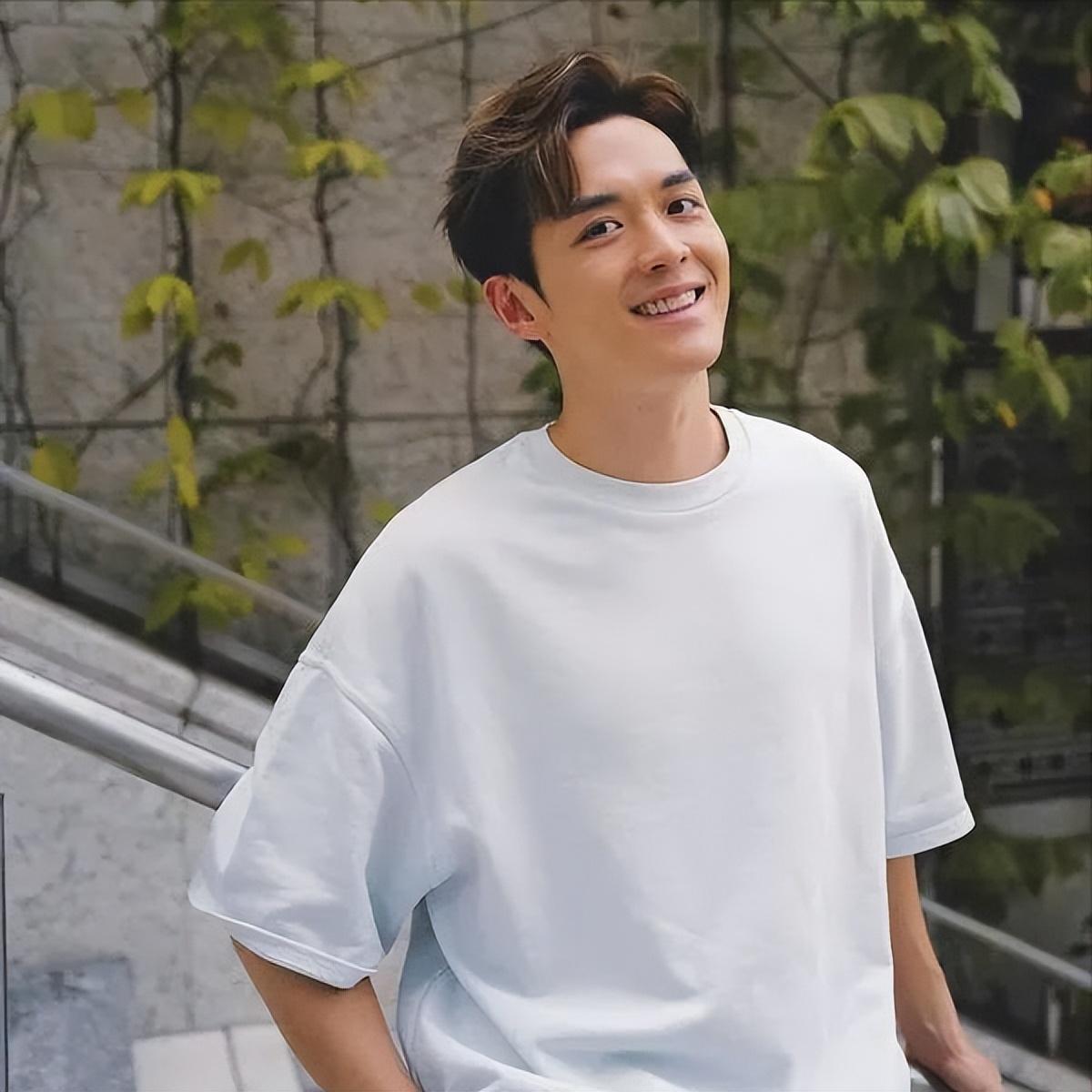 TVB被吐槽又是老人做男一，网友力推25岁小生上位，直言受宠若惊