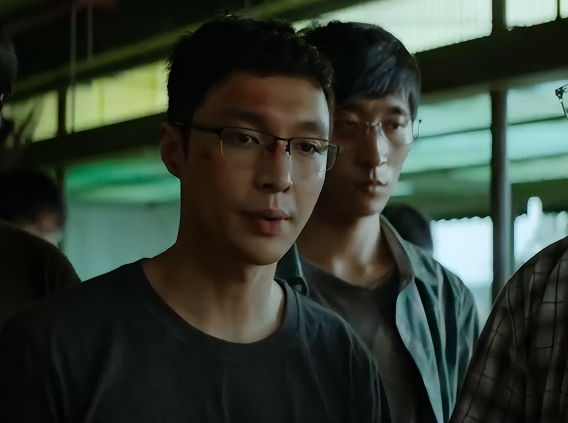 《孤注一掷》的3位败笔演员，换掉他们，这部大片就近乎完美！