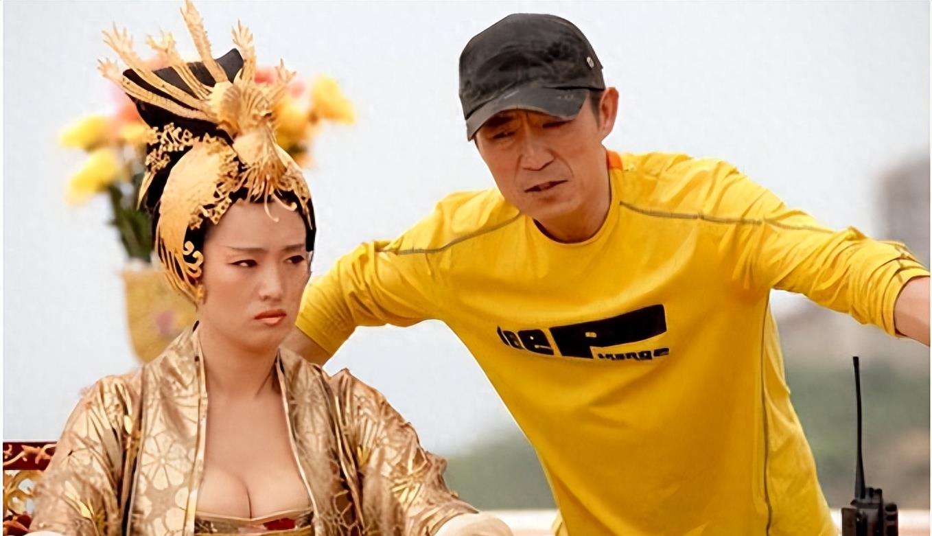 狐狸尾巴终究藏不住, 他妻妾成群, 私生子竟和大腕巩俐越长越像了？