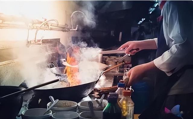 外国人|为啥外国人不炒菜，中国却离不开？2大真实原因让你“涨知识”！