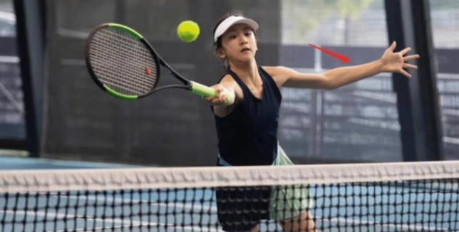 田雨橙|“森碟”参加国际比赛，亮相赛场初战告捷，与王诗龄形成鲜明对比