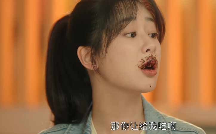 演员“强行扮嫩”的风又刮到了江苏卫视剧里,一脸疲态穿校服真尬