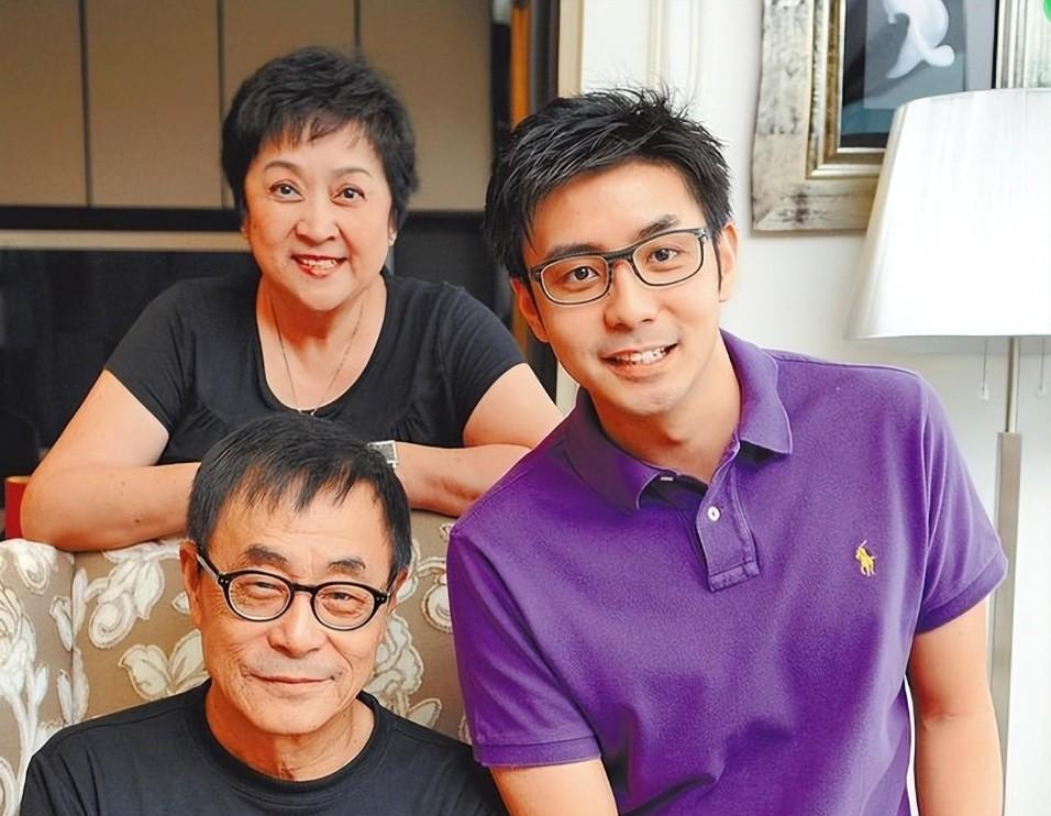 这一次,“手撕前妻”的刘家昌,意外揭开了谢霆锋老爸的“绿帽情史”