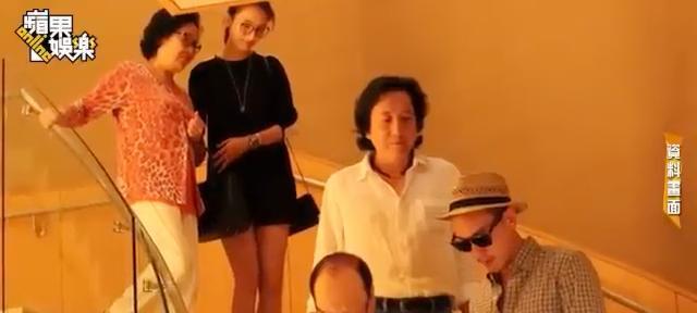 他的情史几天几夜也说不完，绯闻对象一箩筐