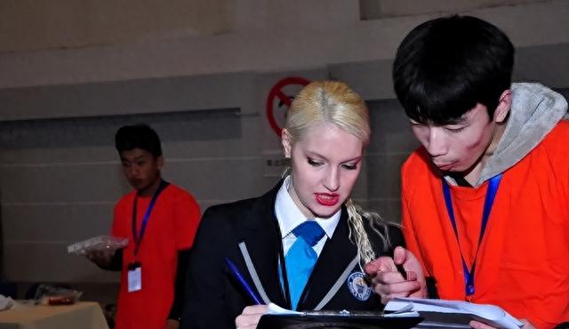 感情破裂？撒贝宁称婚姻无望：为了观众在坚持,李白疑遭婆家排斥