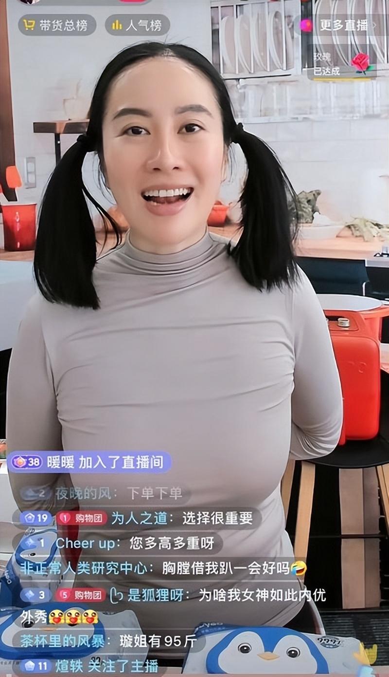 香港壳王玩遍TVB女星，比刘銮雄还风流，叶璇佘诗曼均与他有染