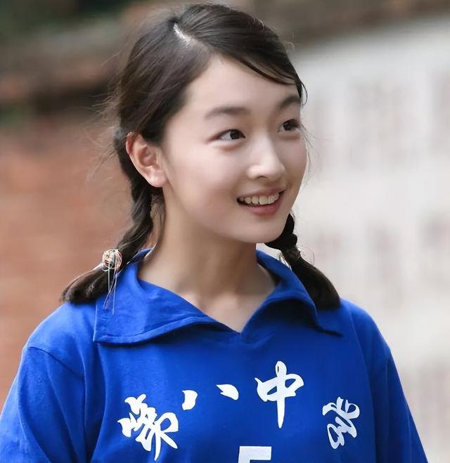 金鸡一夜,周冬雨终于为自己的“目中无人”,付出了代价