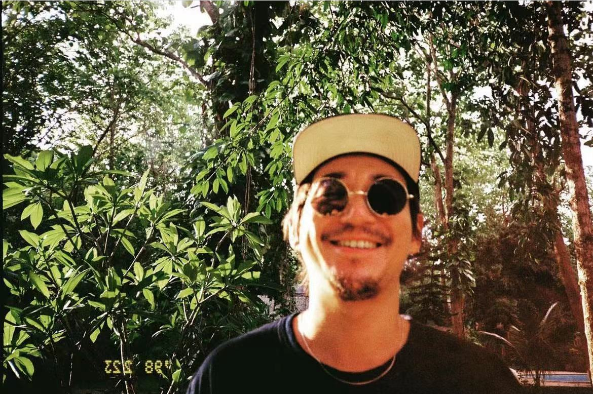 张国立:别再将我儿子当“问题男人”,他41岁未婚谁之过?