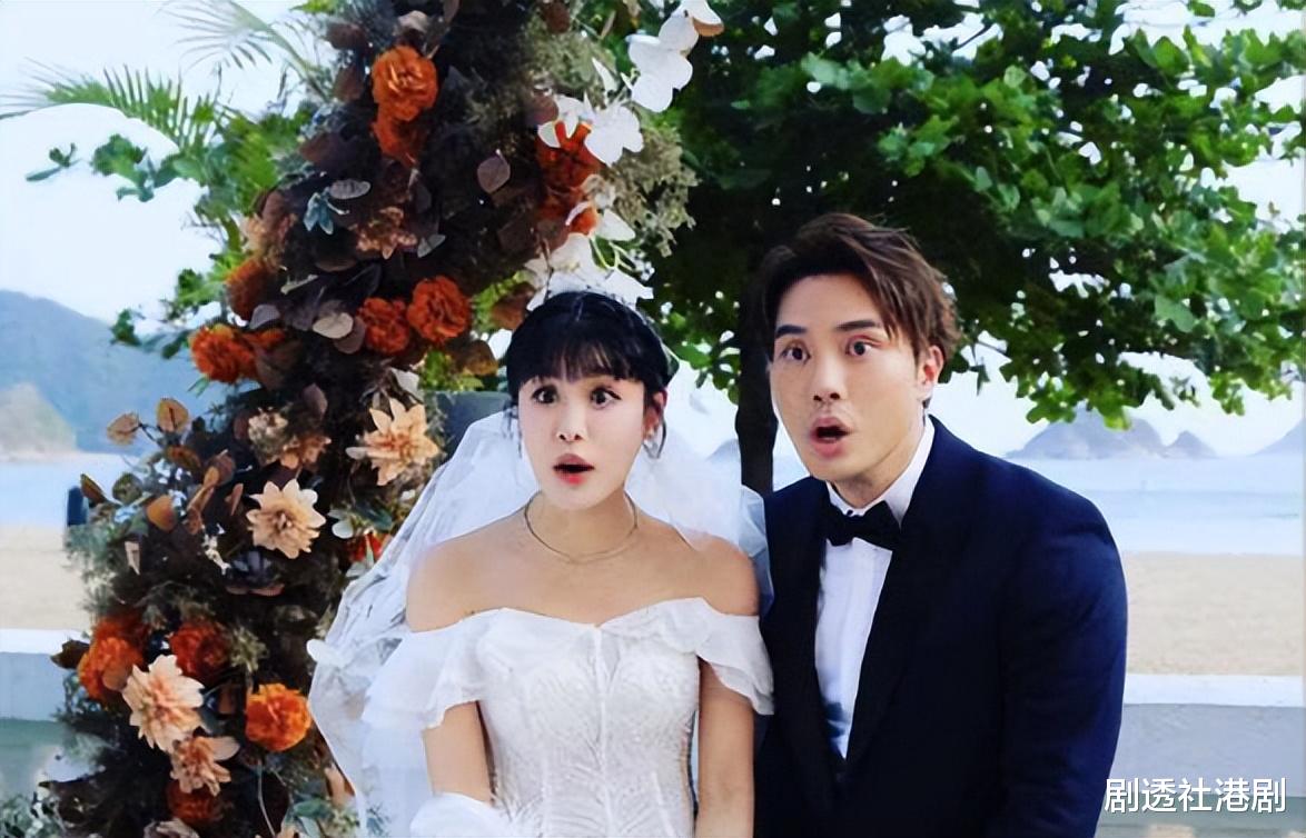 TVB力捧小花凭台庆剧出圈!一人分饰两角太惊艳,曾被质疑整容