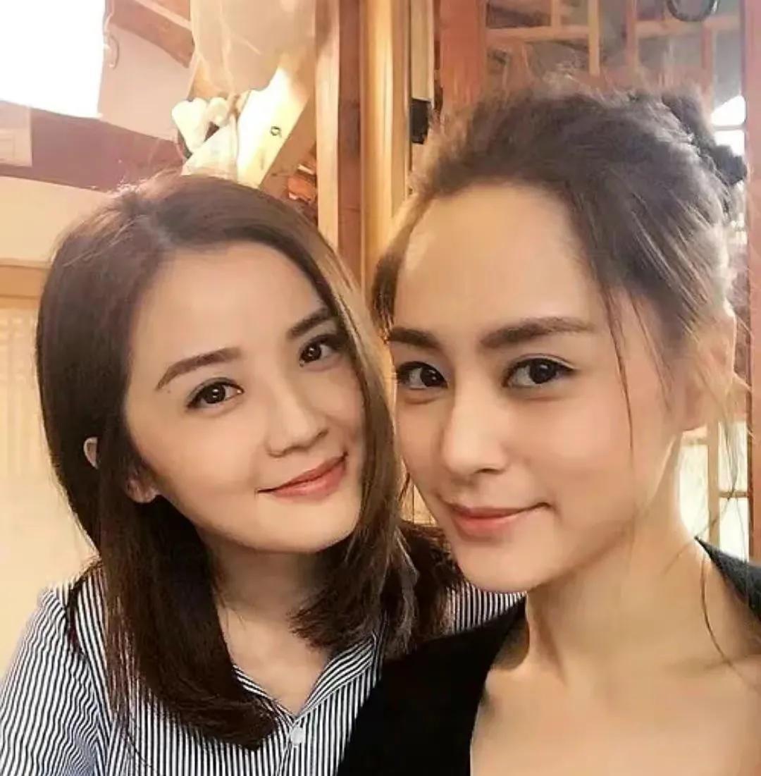 曝阿sa没何超莲幸福原因:不愿下嫁,不敢及时止损,没被坚定选择