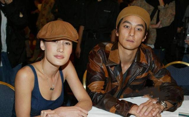 吴彦祖初恋近照秃头严重，发际线后移至头顶，戒碳水吃素老10岁