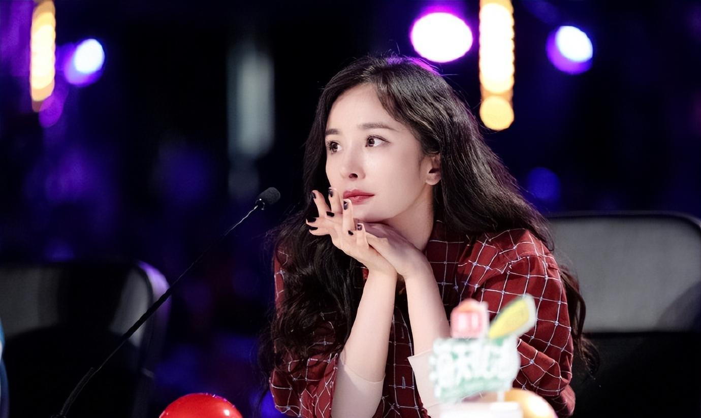 郑爽|郑爽曾在粉丝群曝景甜张继科事件细节,还顺便曝光杨幂刘恺威秘事!