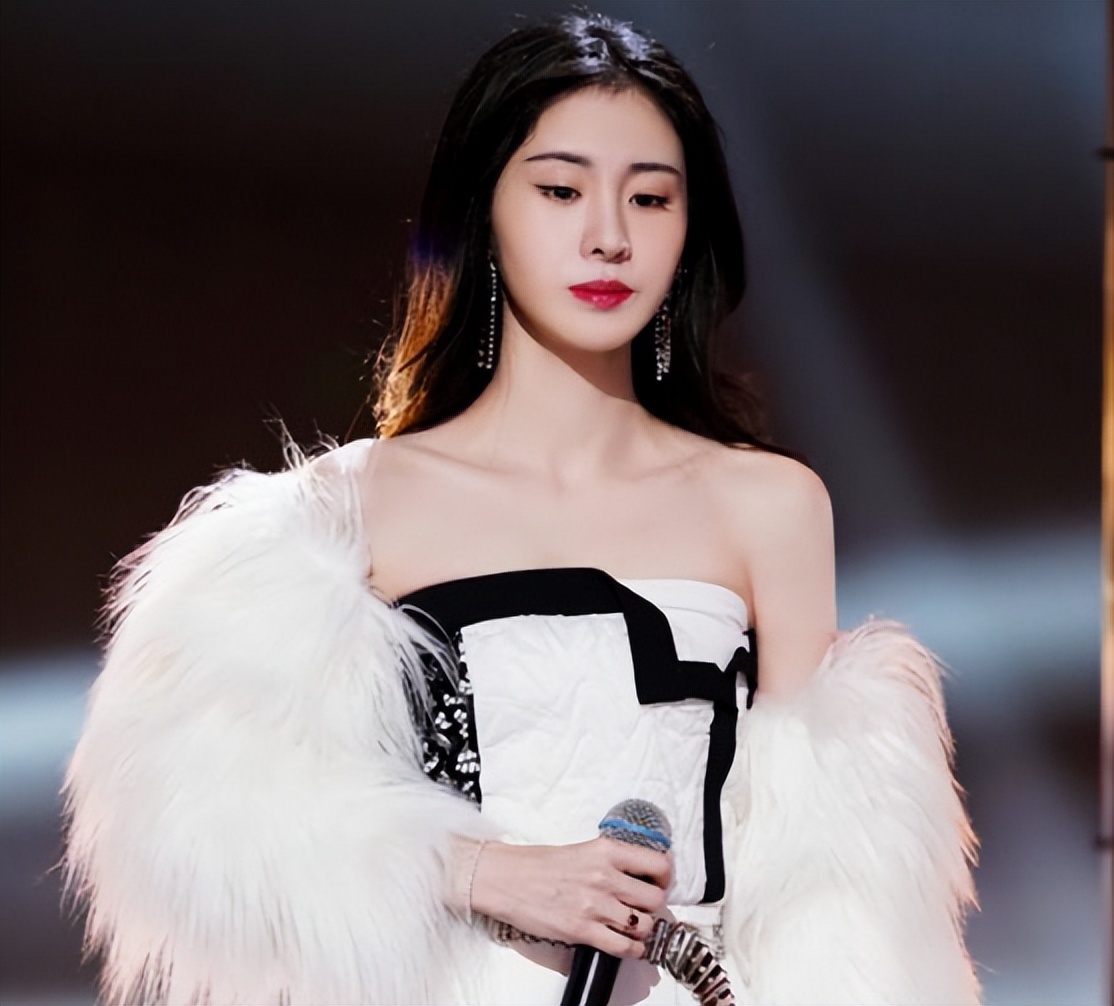 张碧晨|花3000万买好声音冠军？网友再曝新线索，知名女选手成焦点