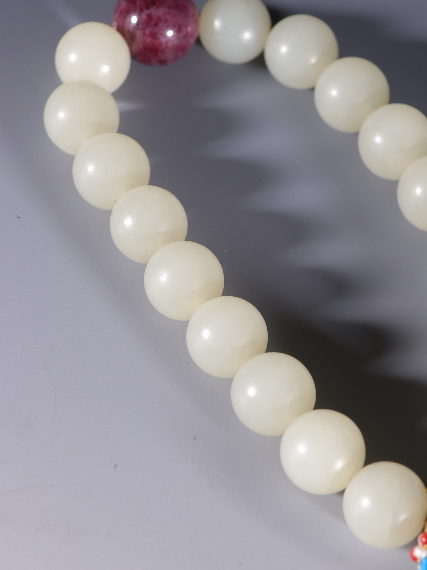 老物件|旧藏【和田玉带银鎏金 十八子 手持】