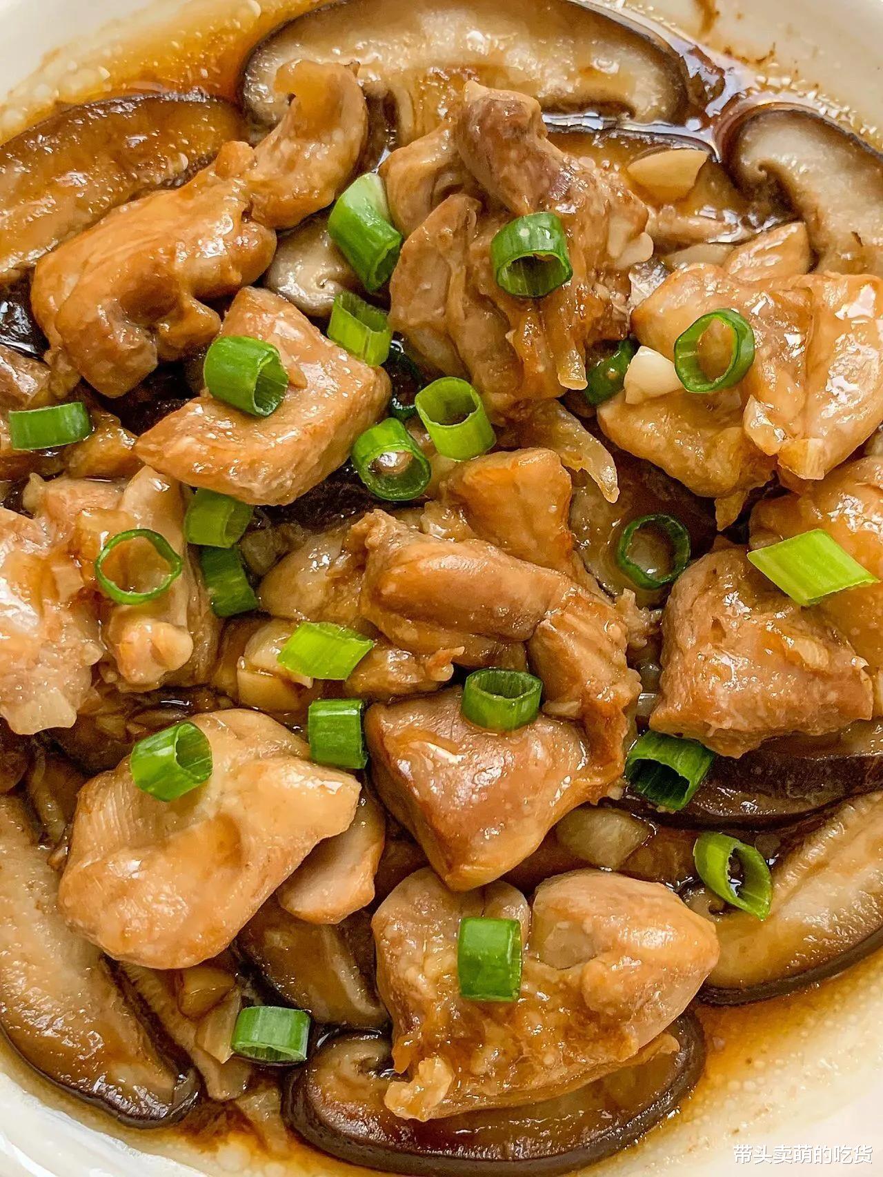 美食教程|不得不说这3道菜才是蘑菇的正确做法，鲜香嫩滑汤汁浓，拌饭真香