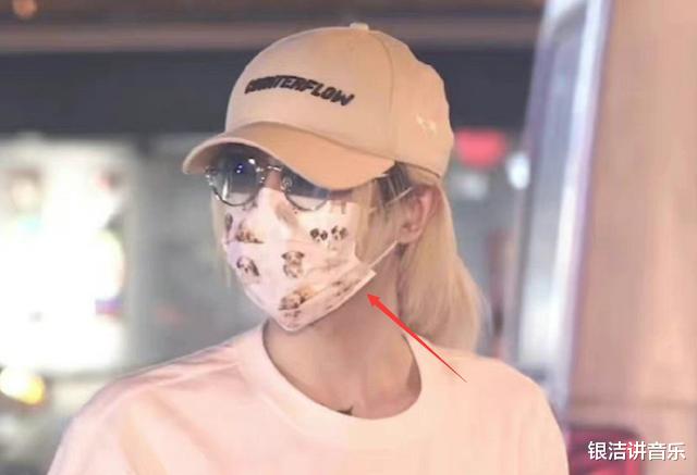 华晨宇|华晨宇王悦伊高调秀恩爱，两人穿情侣装、戴情侣口罩，细节好浪漫