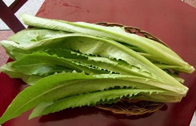 别小看它!补钙降固醇都在行,心脏也强了,菜场遇见要多买