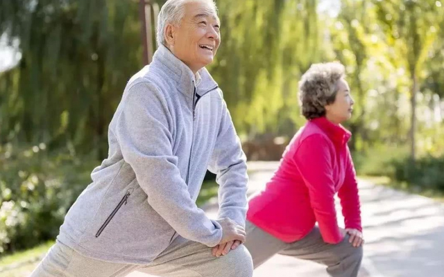 55-60岁是长寿关键的十年？牢记这4个坚持，养出健康好身体