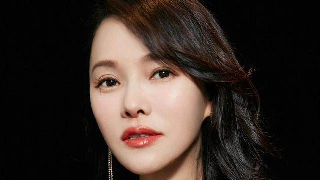 伊能静|恋爱长跑14年后婚内出轨，再婚被传“婚变”，伊能静怎么了？