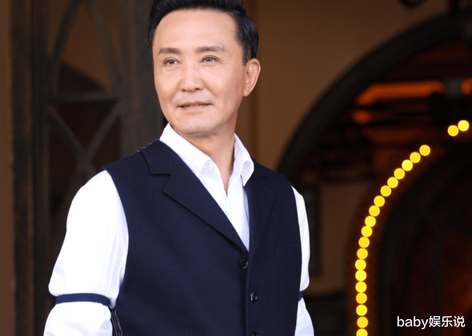 吴昕|演员吴刚:娶初恋岳秀清,结婚31年生一明星儿子