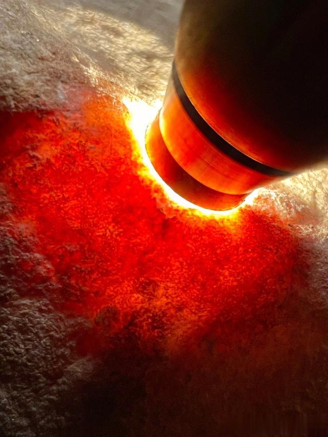 古董|雾层为翡翠原石披上了一层神秘面纱,看懂雾层,看懂翡翠