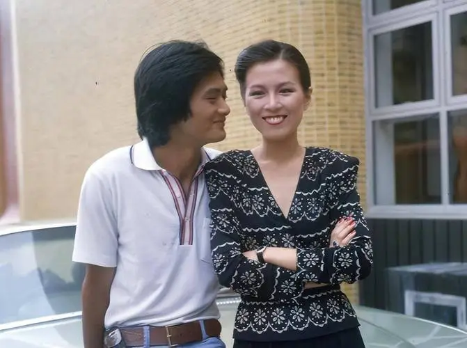 明星|明星的名字很重要，因为名字影响事业，真的不值得