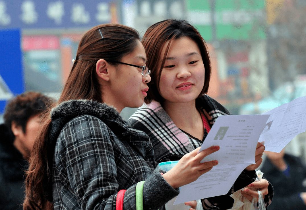 教师|网络版“理想女婿”职业排行来了，教师差强人意，公务员无缘第一