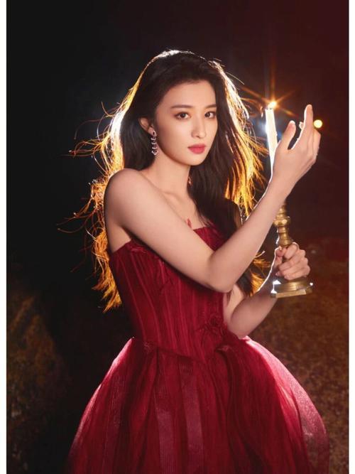 王楚然被曝光隐私,本名叫宋亚梦 - 娱乐资讯(主打网)