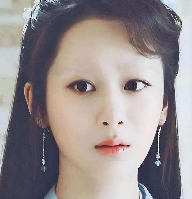 短发 建议女生别纹眉，内部人员透露，还好自己没纹眉