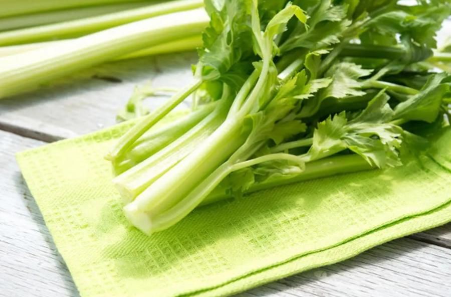 “易瘦”蔬菜排行榜,黄瓜未上榜,西红柿排第4,个个低脂低热量