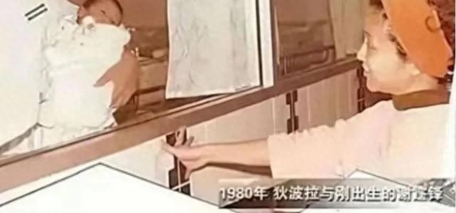 谢霆锋发的这个视频,让娱乐圈塌房了多少人