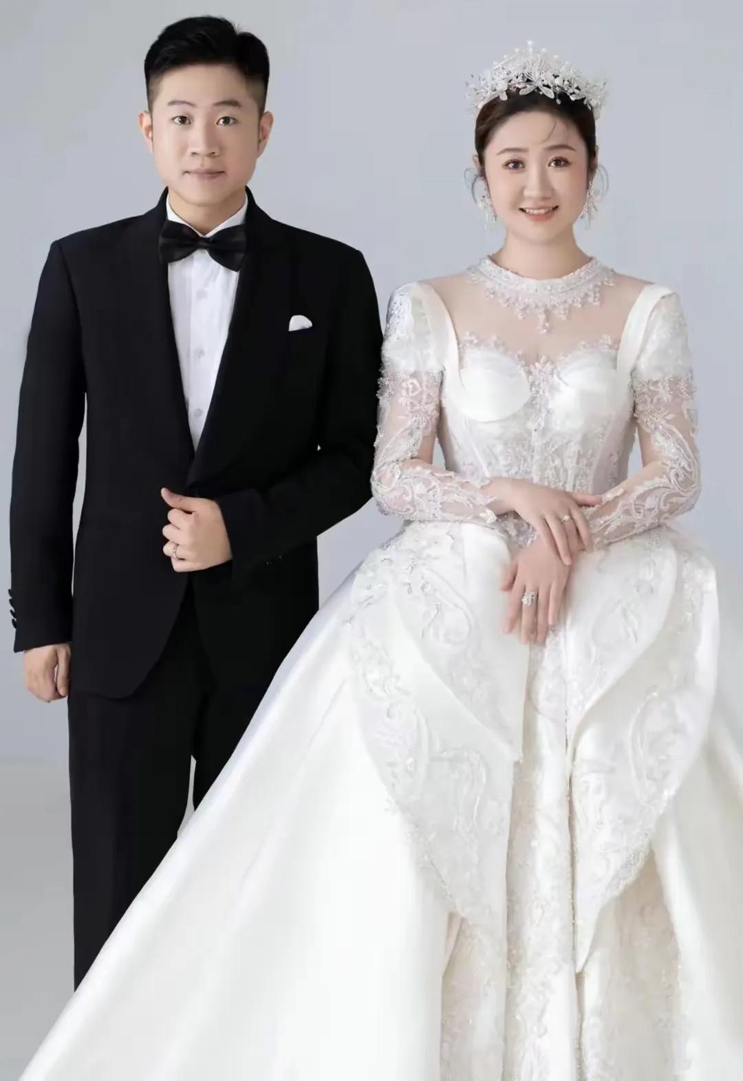 刘能儿子大婚任达华孙红雷道贺，婚宴后，狗仔冲入会场吃剩菜剩饭