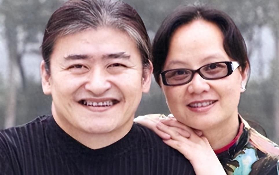 刘欢：父母都已去世，他独自忍受病痛折磨，担心大龄女儿的婚事