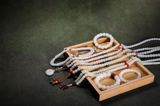 翡翠|玩玉是玩物丧志吗？