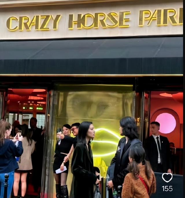 疯马秀只是引子?它背后“那双手”才是杨颖、张嘉倪翻车的原因