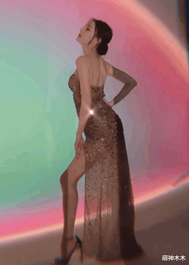 热巴红毯造型又翻车！娜扎秒杀全场冲上热搜，两人差在哪里？