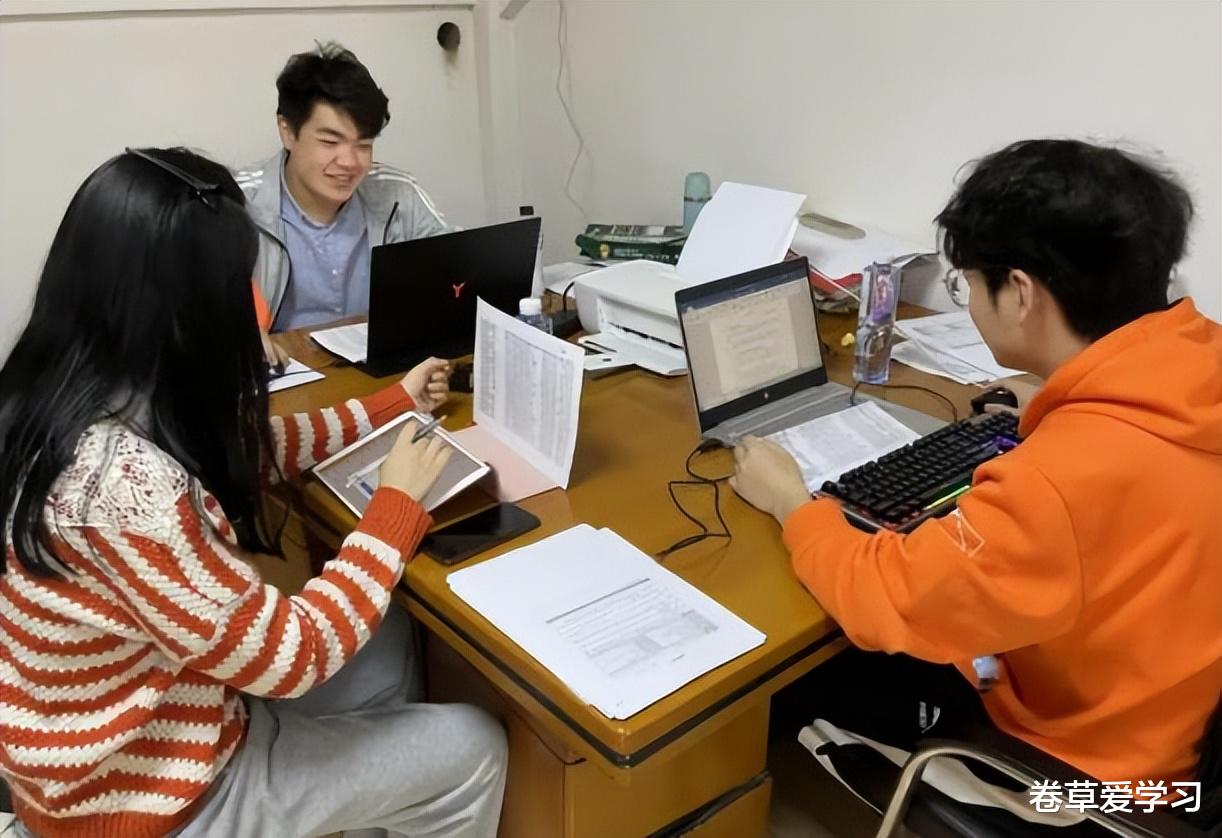 00后大学生开始整顿职场?换个角度看问题,整顿职场像个笑话