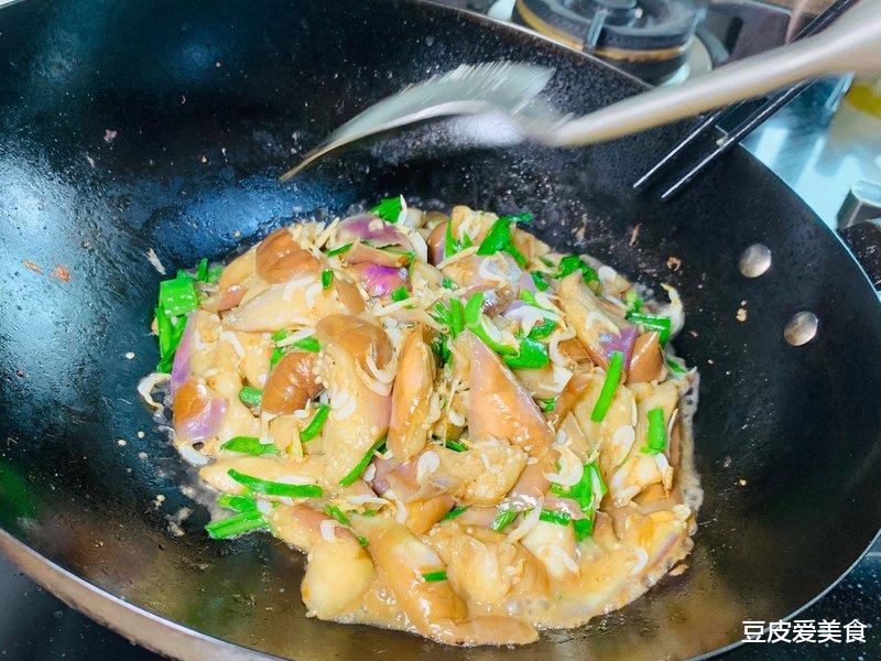 龙虾|50岁后要“养骨”,少吃鸡蛋和牛奶,多吃3样,手脚麻利精神足