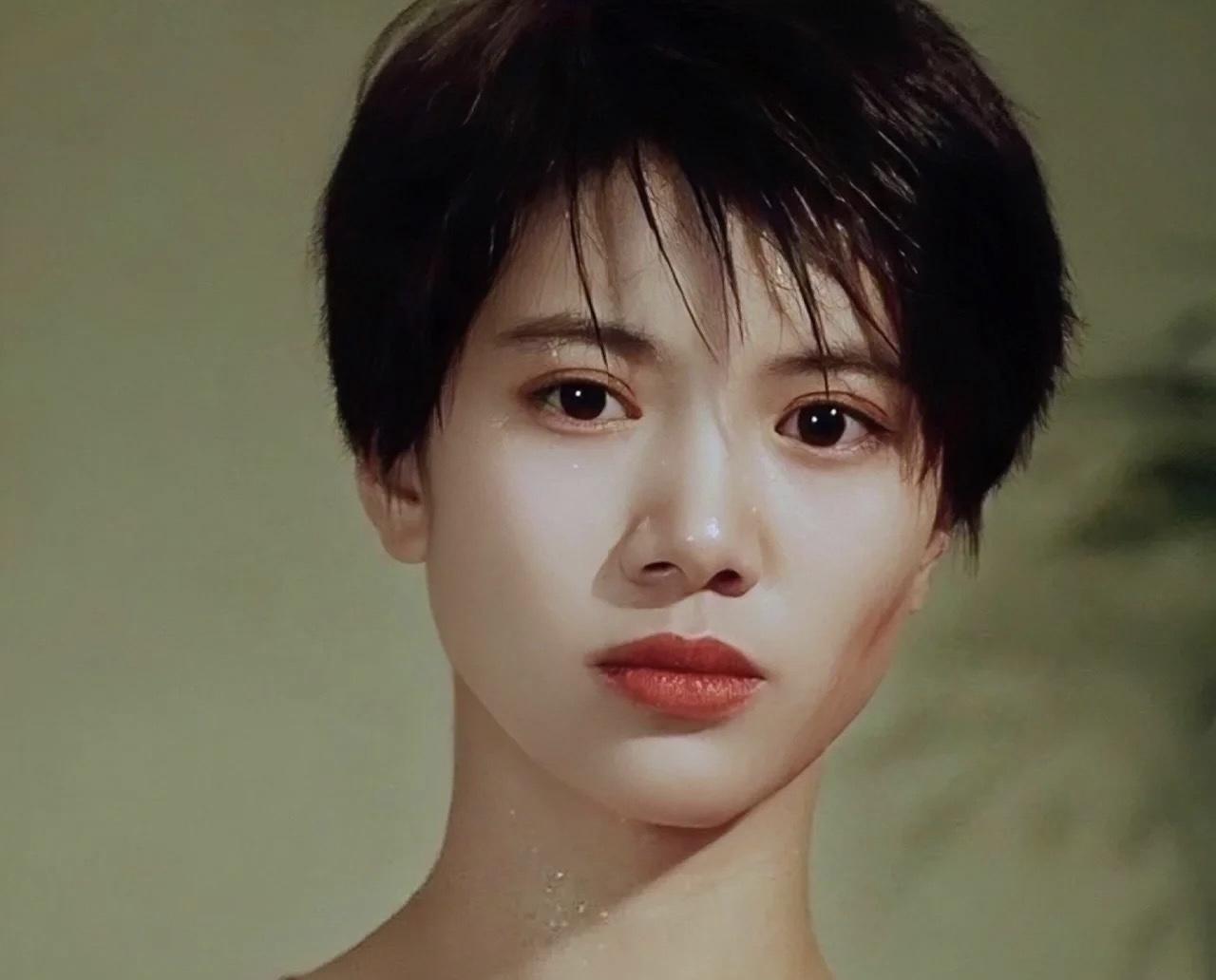 女生男相竟是大富大贵相 但有人美颜盛世 有人被说太丑 差距真的大