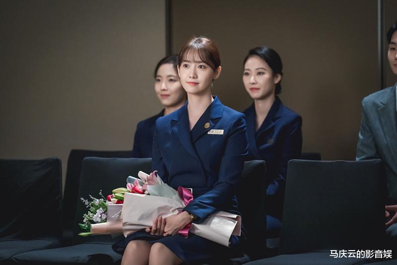 欢迎来到王之国|《欢迎来到王之国》首播，李俊昊林允儿主演，财阀讽刺，职场喜剧