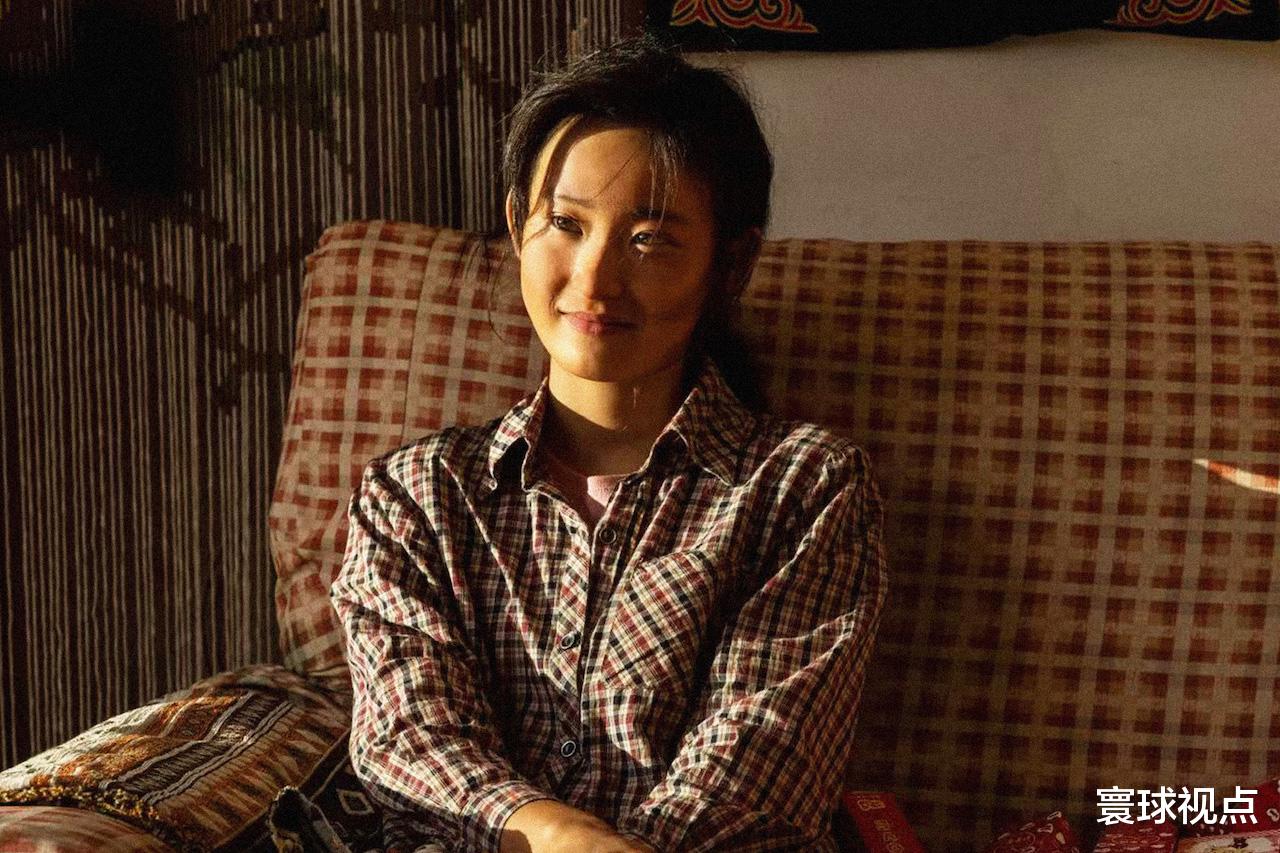 人民论坛网点评《八角笼中》,言辞十分犀利,句句说到观众心坎里