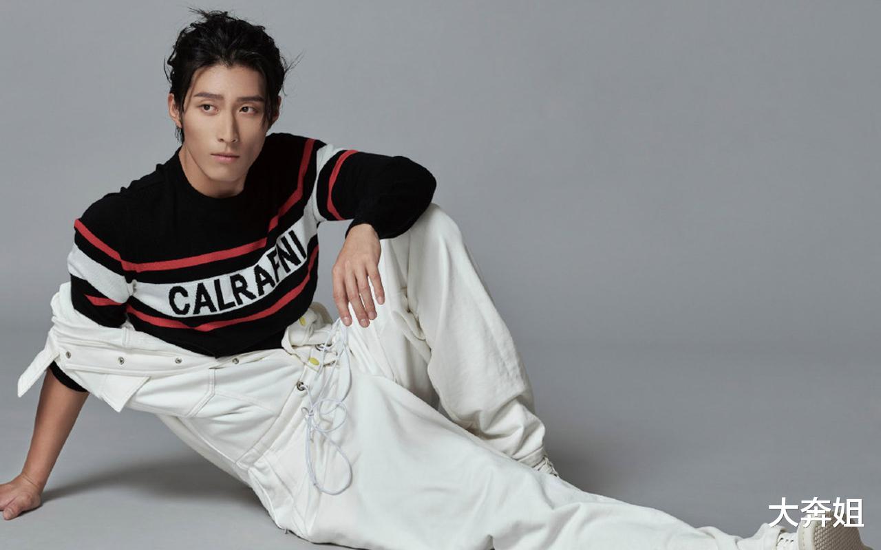 “夫妻本是同林鸟”，但抱歉，何超莲也救不了窦骁？网友们呼吁