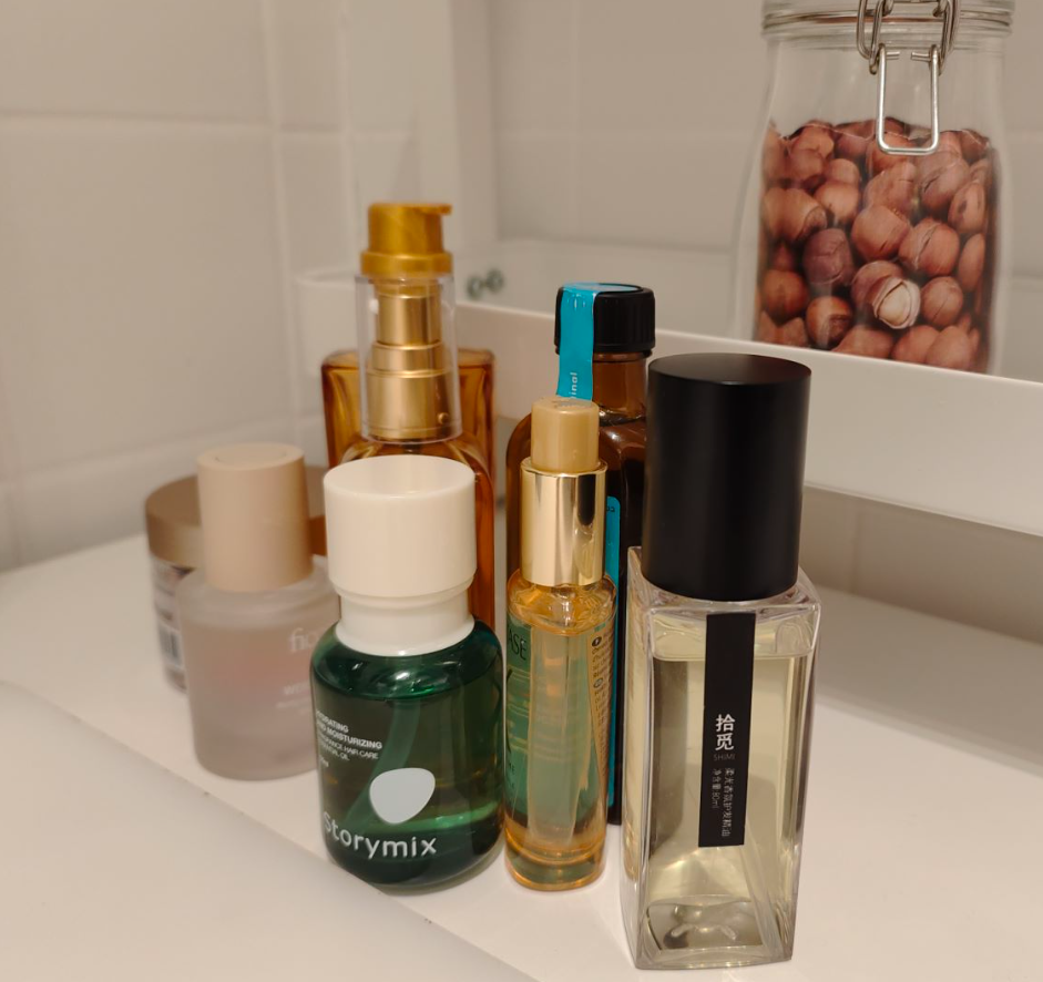 怎么让干枯毛躁的头发变柔顺？什么品牌的护发精油好