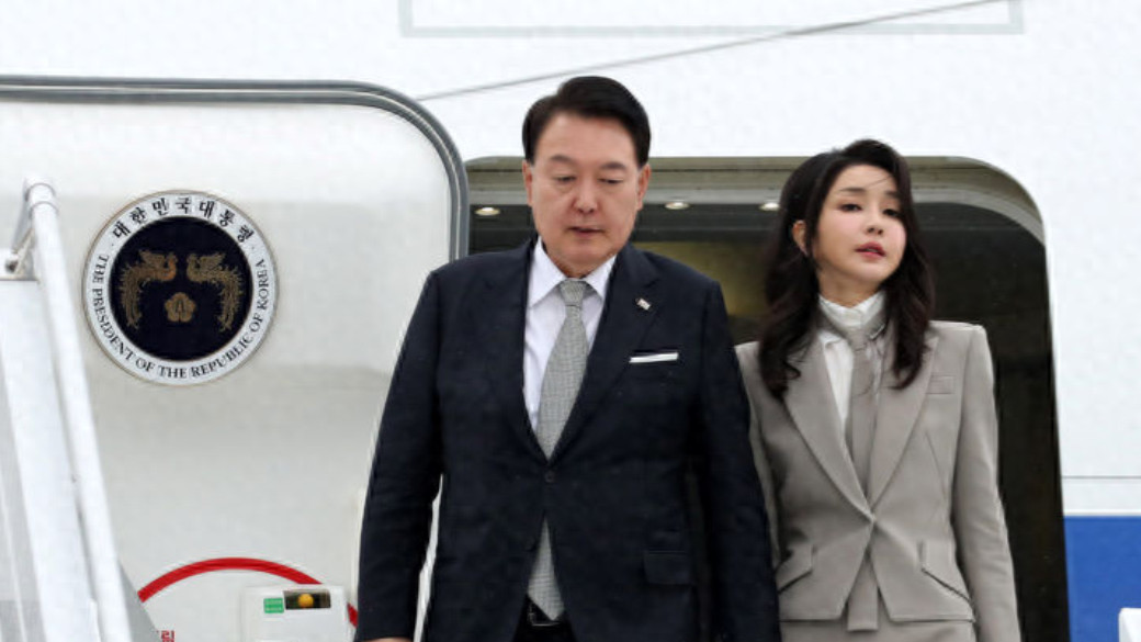 纽约 韩国夫人和乌克兰夫人同一天到纽约！金建希秀恩爱，叶莲娜气场大