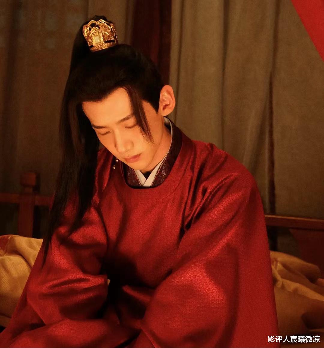 同样喜欢“田曦薇”,曾舜晞、白敬亭对比,差异很明显